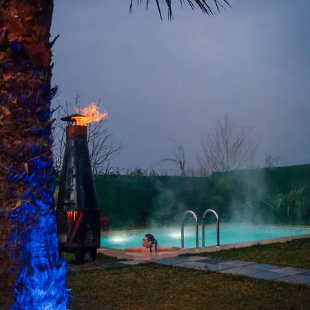 Deep Luxury سبانجا
